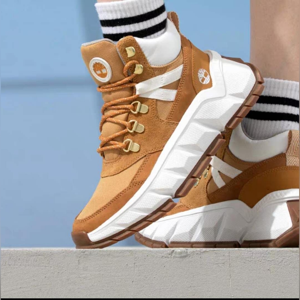 Timberland womens sneakers size 10